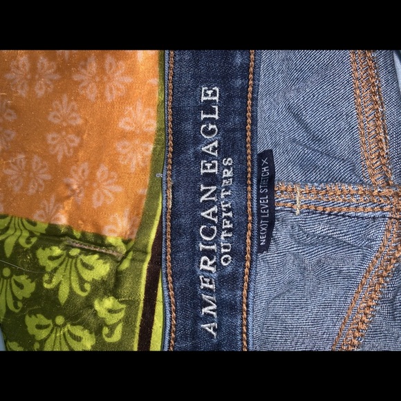 Shorts - Picture 3 of 4